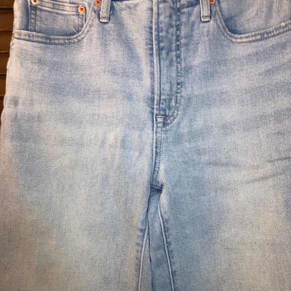 Gap Light Wash Trouser Style High Rise Denim Jeans Size 8 Petite - Picture 4 of 8